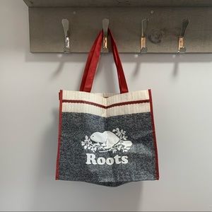 Free with purchase! Roots reusable bag